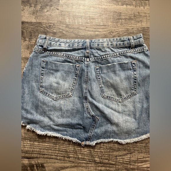 Distressed Denim Mini Skirt - Picture 5 of 5